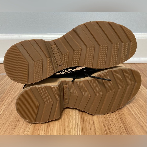 Sorel Black Hi-Line Waterproof Lace-Up Boots - Picture 6 of 7